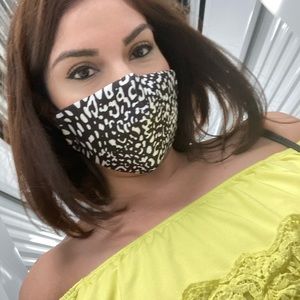 Meet your Posher, Leslie